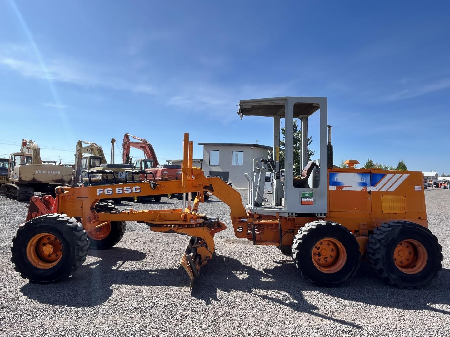 ./imagenes/INVOICE/2019/18240/MOTOCONFORMADORA FIAT ALLIS FG65C (7).JPG